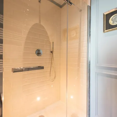 Dimora San Frediano, Oltrarno's Gem With Patio Apartamento *