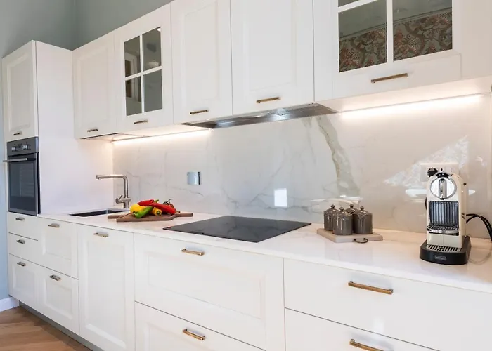 Dimora San Frediano, Oltrarno's Gem With Patio * Florence